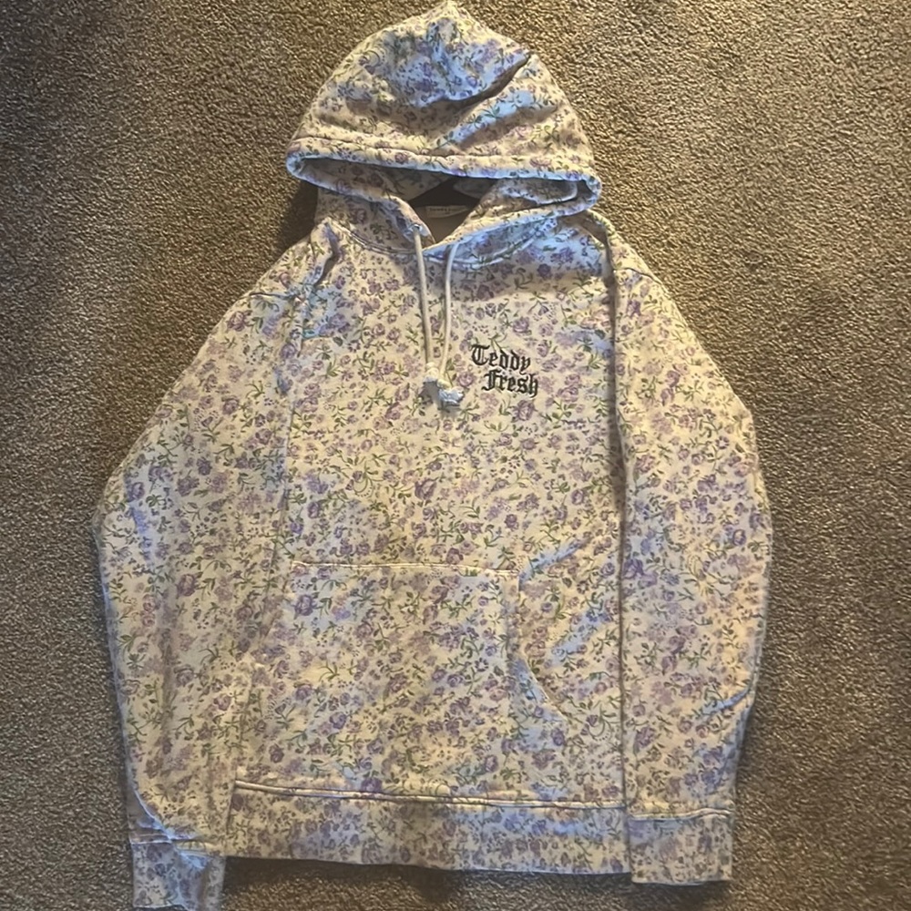 Teddy Fresh size medium purple floral print hoodie.
